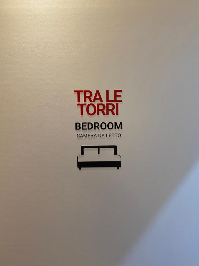 Tra Le Torri B&B - Ampia Stanza Privata In Appartamento Con Bagno Privato Accessibile Da Corridoio Bologna Luaran gambar